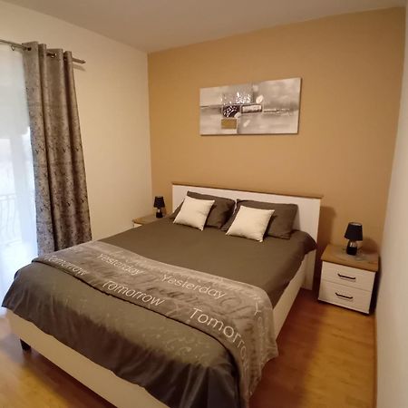 Apartman Krcina Krnica Exteriör bild
