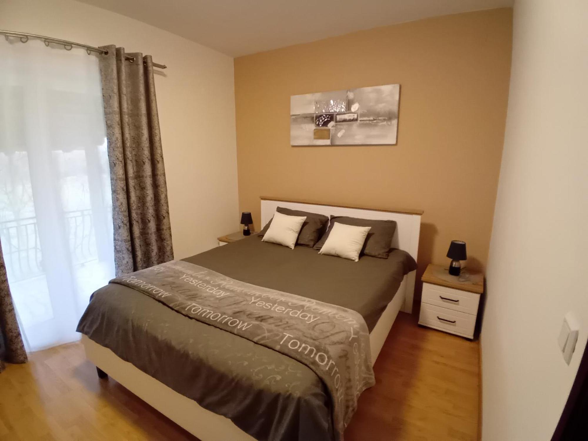 Apartman Krcina Krnica Exteriör bild
